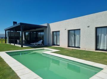 Casa · 170m² · 3 Ambientes · Casa en Venta Puerto del Aguila Country Nautico