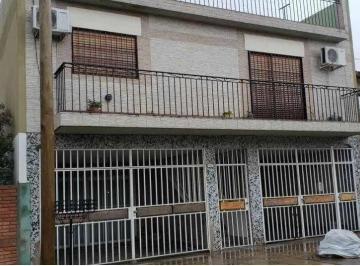 Departamento · 72m² · 3 Ambientes · Amplio Departamento 3 Amb. Al Contrafrente