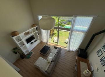 Casa · 180m² · 5 Ambientes · 1 Cochera · Venta Casa 3/4 Dorm. Colonia con Piscina