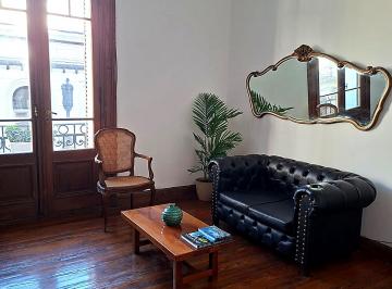 Dormitorio 2 · Excelente 3 Ambientes con Detalles de Época y Reciclado a Nuevo