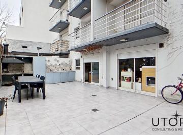 Departamento · 73m² · 3 Ambientes · 1 Cochera · Venta Departamento de 3 Ambientes Patio en Villa General Mitre