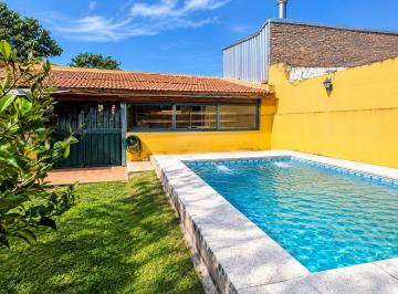 Casa de 5 ambientes, Parque Chacabuco · Tu Oasis Urbano en Parque Chacabuco