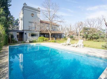 rs:vzm076u0wbxgw98nwr7q1vlf · Casa en Venta Barrio Senderos 2