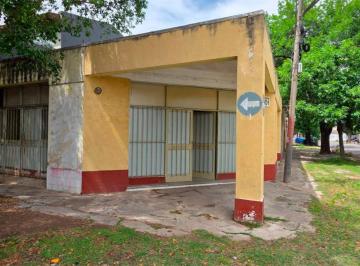 Frente esquina · Amplio Local Comercial Pueyrredón Esq. Comodoro Rivadavia