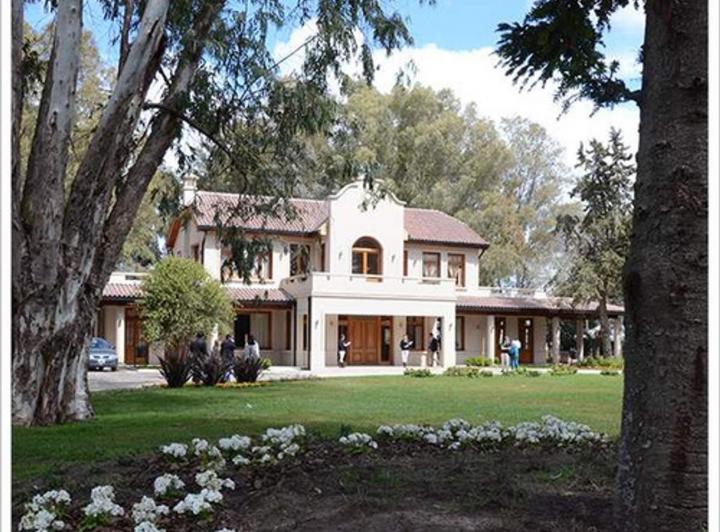 Terreno · 1300m²