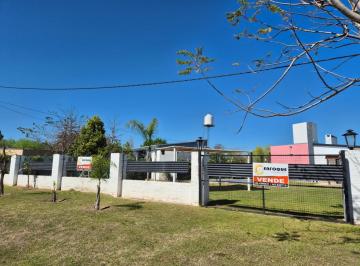 Quinta vacacional · 66m² · 3 Ambientes · 1 Cochera · Casa Quinta con Piscina y Gran Terreno — Arroyo Leyes Ruta 1 Km12