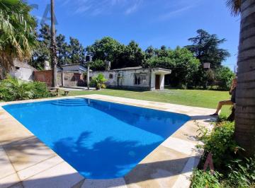 Quinta vacacional · 60m² · 5 Ambientes · 3 Cocheras · Quinta en Venta con Piscina Parque - Moreno