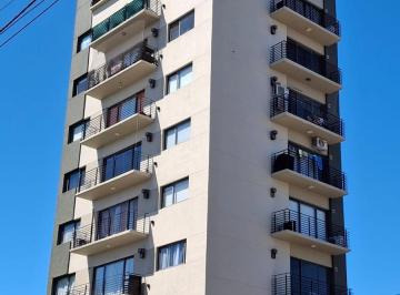 Departamento · 40m² · 2 Ambientes · Semipiso 2 Amb con Balcon Amplio, Comodo con Vestidor.