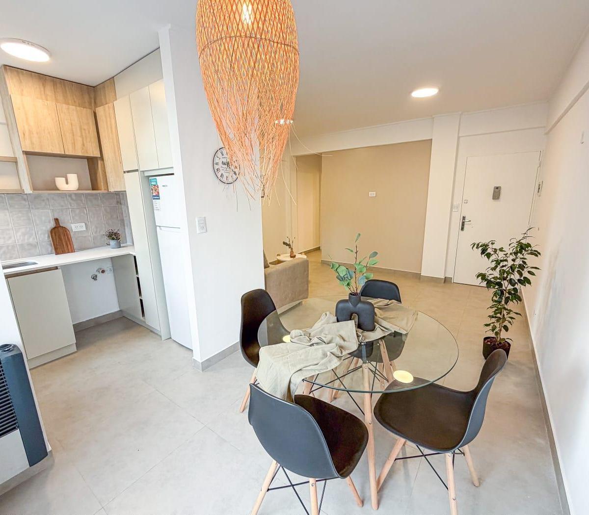 Listo para vivir! Departamento de 2 ambientes A la calle en corrientes 1854