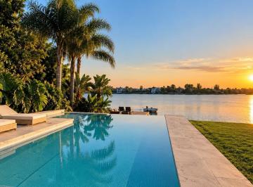Casa · 450m² · 7 Ambientes · 1 Cochera · Casa en Venta en Santa Barbara, Tigre, G. B. a. Zona Norte
