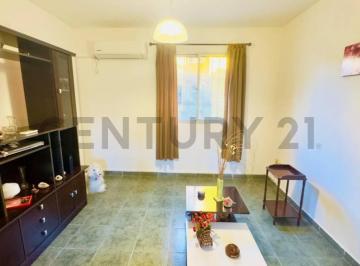 Departamento · 45m² · 5 Ambientes · 1 Cochera · Alquiler Cerrito Complejo Cerrado, Muy Seguro a Pasos de Gral Flores