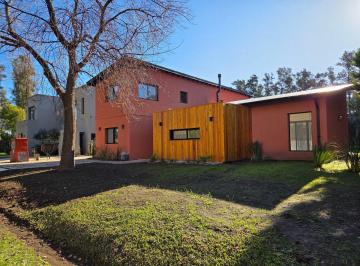 Casa · 201m² · 5 Ambientes · 2 Cocheras · Casa 5 Ambiente con Escritorio Galeria Parrilla Parque en Pilar en El Club de Campo La Peregrina