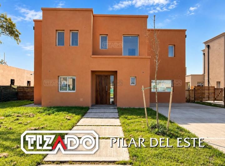 Casa · 158m² · 4 Ambientes · 2 Cocheras