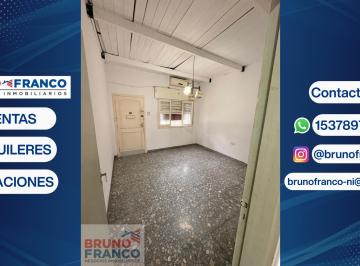 Casa de 3 ambientes, Vicente López · Venta Casa Lote Propio 3 Dorm., Garage, Patio, Terraza
