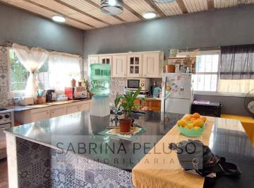 Casa · 90m² · 2 Ambientes · Venta Casa La Reja