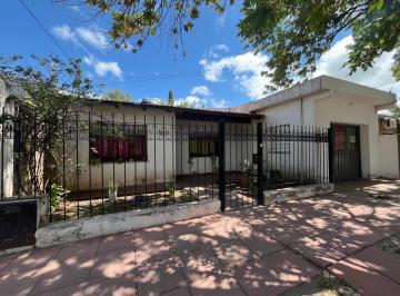 Casa · 131m² · 4 Ambientes · 1 Cochera · Venta Casa en Villa Mercedes San Luis - 2 Habitaciones - 2 Baños