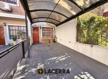 Casa de 4 ambientes, General San Martín · Apto Credito Triplex 4 Ambientes con Cochera y Jardín, Villa Ballester