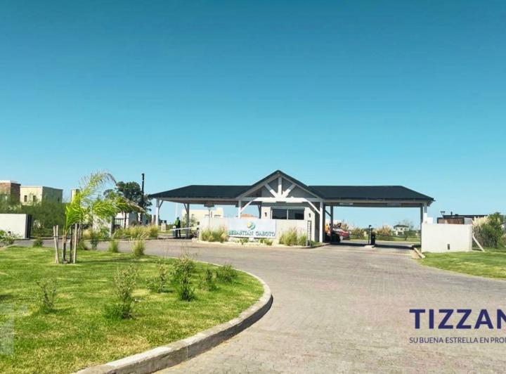 Terreno · 726m²