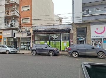 Local comercial · 242m² · 1 Ambiente · Local Comercial Moron Centro