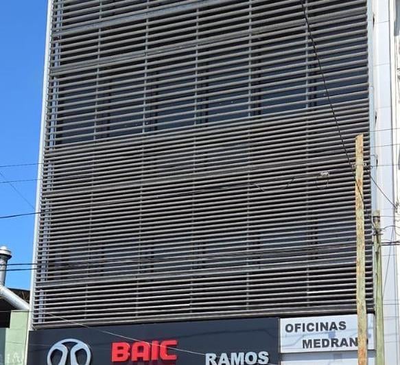 Oficina comercial · 140m² · 5 Ambientes