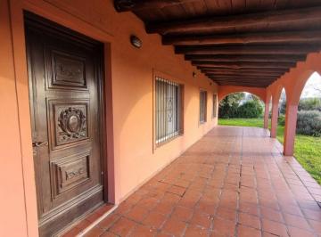 SCB-SCB-499_2 · Casa 4 Ambientes. | Av de Las Espigas Al 100