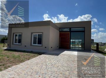 Casa · 140m² · 4 Ambientes · Casa en Venta en Barrio San Felipe Canning