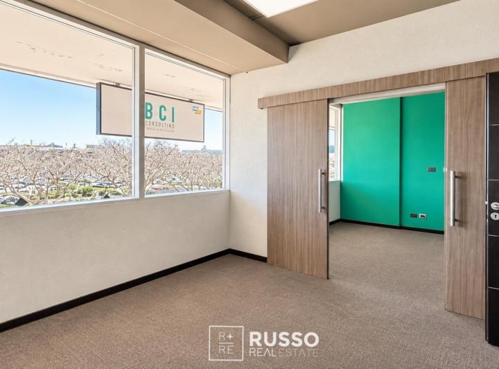 Oficina comercial · 71m² · 1 Cochera