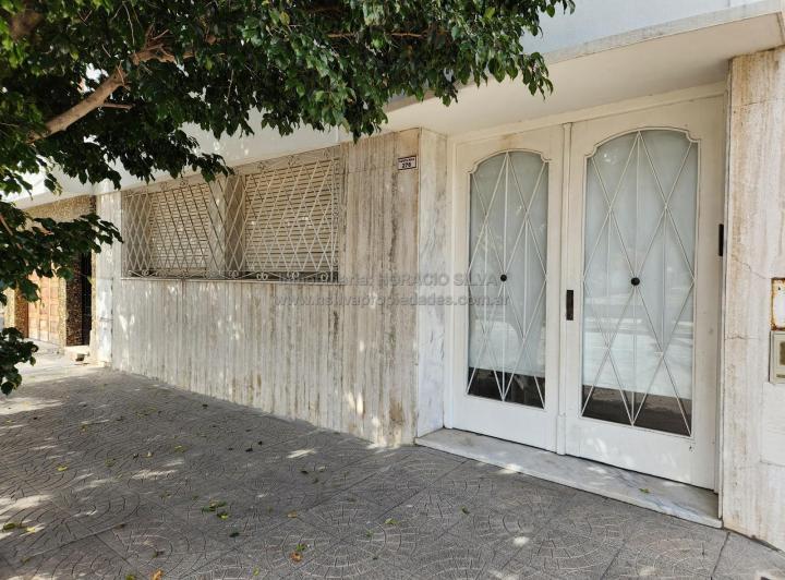 Casa · 210m² · 7 Ambientes