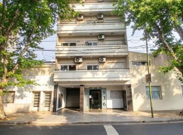 Garage , Floresta · Cochera de 16 m² en Alquiler en Floresta. Portón Levadizo Automatizado