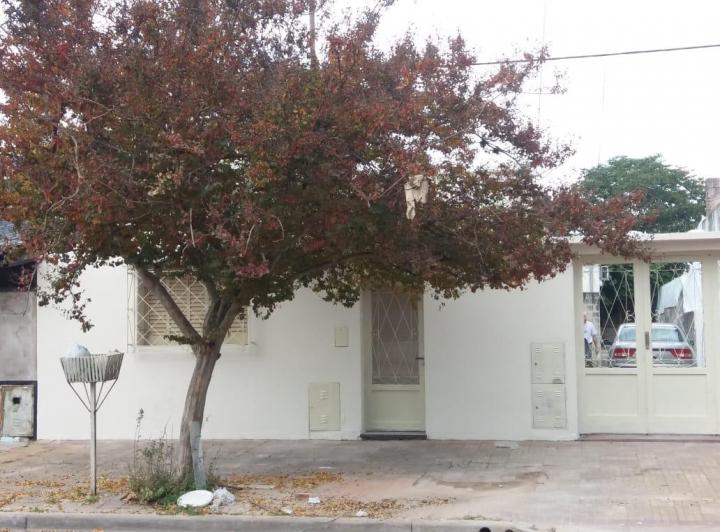 Casa · 85m² · 3 Ambientes · 1 Cochera