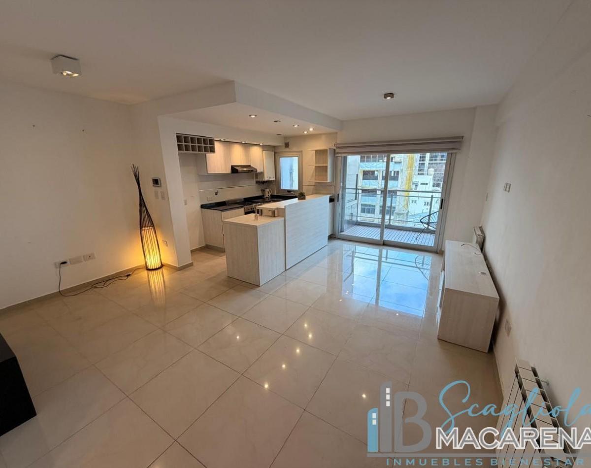 Venta departamento 2 ambientes al contrafrente abierto con balcón