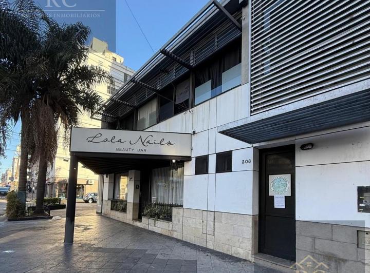 Oficina comercial · 83m² · 6 Ambientes