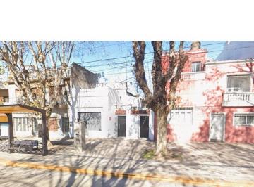 PH de 3 ambientes, Parque Avellaneda · Alquiler PH 3 Amb Al Frente Comercial o Vivienda C/patio