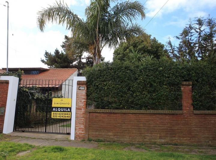 Casa · 80m² · 3 Ambientes · 2 Cocheras