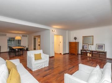 Departamento · 186m² · 5 Ambientes · 1 Cochera · Dúplex 5 Amb en Isla de Recoleta | 213 m² | Cochera