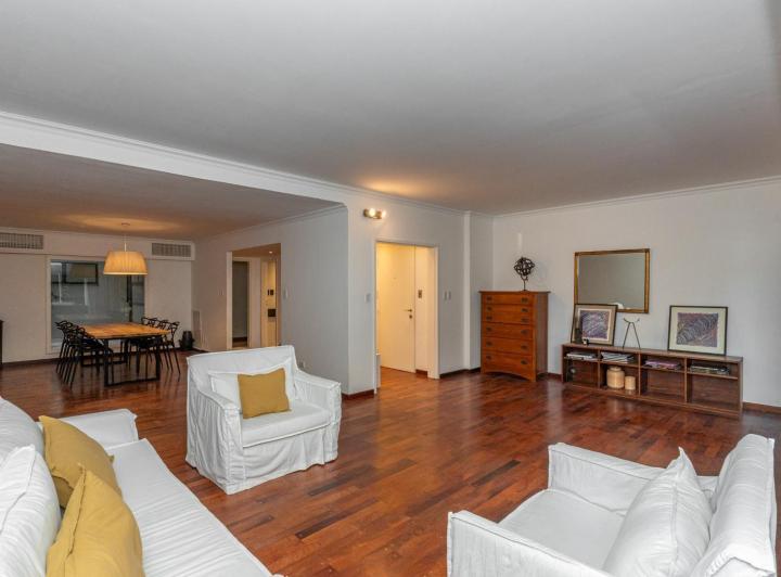 Departamento · 186m² · 5 Ambientes · 1 Cochera