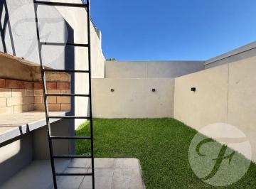 Casa · 43m² · 3 Ambientes · Casa Valentin | Departamentos a Estrenar con Jardin y Parrilla en El Centro de San Pedro I Casa I
