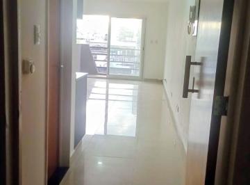 Departamento Alquiler de 1 ambiente · Monoambiente Apto Profesional con Balcon Al Contrafrente. Vista Abierta. Excelente Ubicacion.