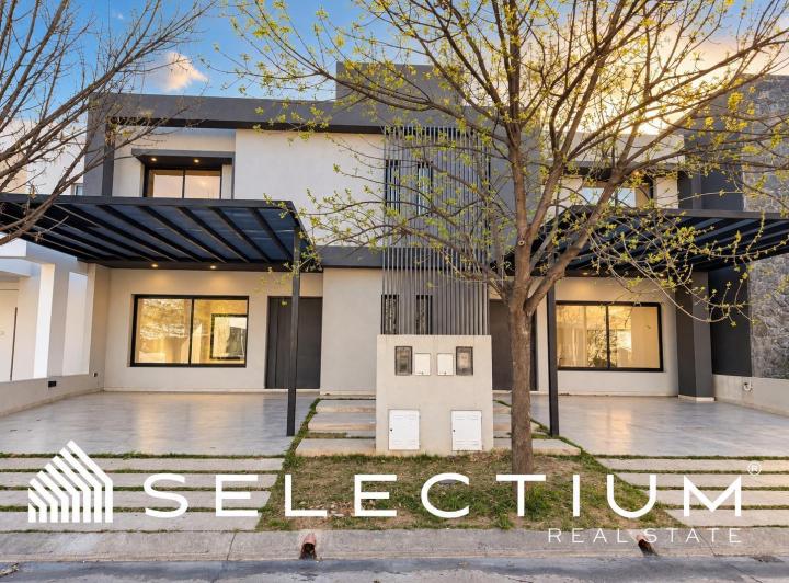 Casa · 170m² · 5 Ambientes · 2 Cocheras