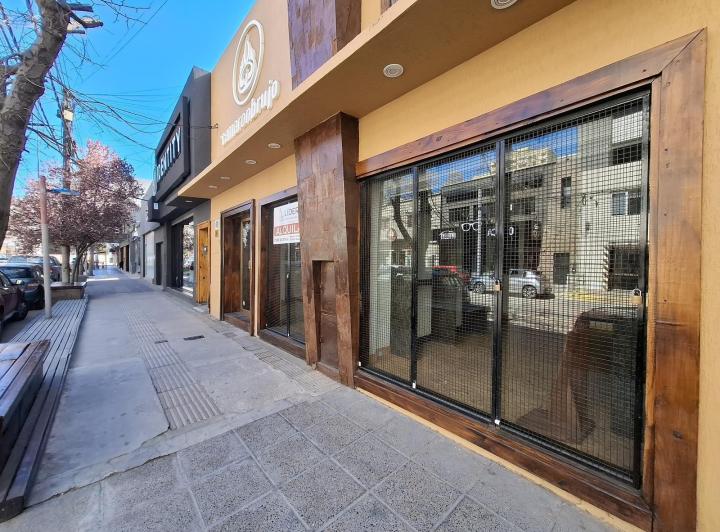 Local comercial · 65m²
