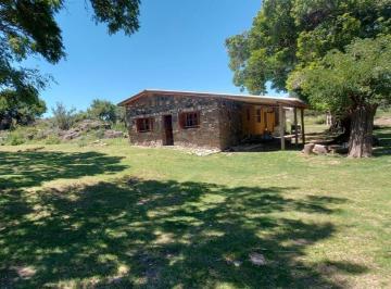 Casa · 82m² · 5 Ambientes · 2 Cocheras · Venta Casa Campo La Mudana Traslasierra Pocho