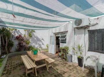 Casa · 120m² · 3 Ambientes · 1 Cochera · Venta Villa Lugano Casa 3 Ambientes Patio Jardin Cochera