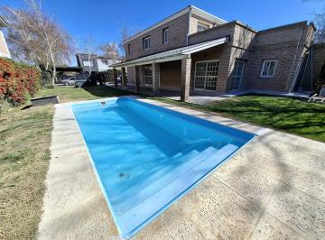 Casa · 180m² · 3 Dormitorios · 2 Cocheras · Alquiler Casa 4 Dorm. con Pileta Barrio Privado Villa Luisa