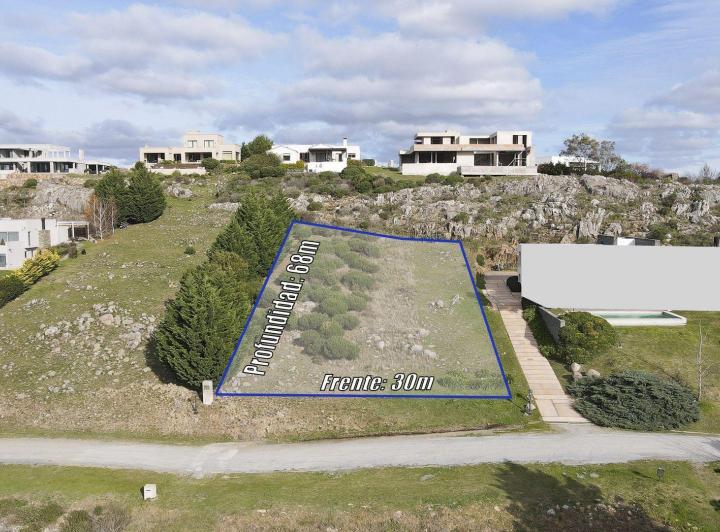 Terreno · 2010m²
