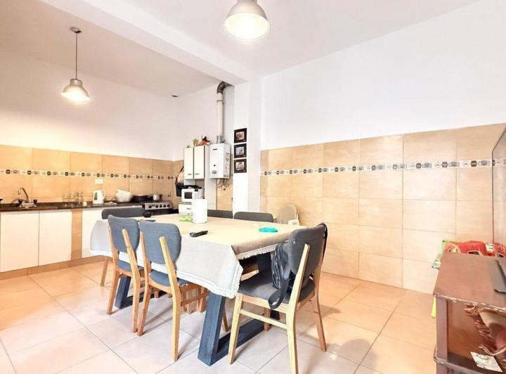 Departamento · 92m² · 4 Ambientes · 1 Cochera