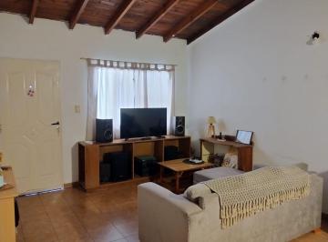 Departamento · 40m² · 2 Ambientes · Alquiler Dto 2 Amb con Patio Ituzaingo Sur