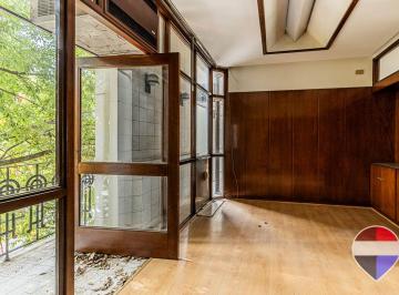 Local comercial · 900m² · 2 Cocheras · Local y Oficinas en Venta en La Plata