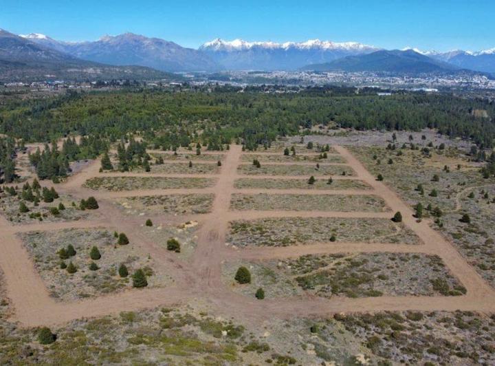 Terreno · 2152m²