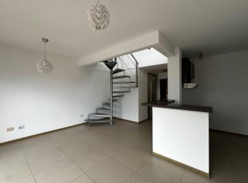 Departamento · 47m² · 2 Ambientes · Depto 2 Amb C/ Balcon Patio y Parrilla Lanusita!