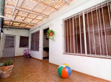 PH · 112m² · 3 Ambientes · Venta PH 3 Amb Quilmes Patio y Quincho Nuevo Valor